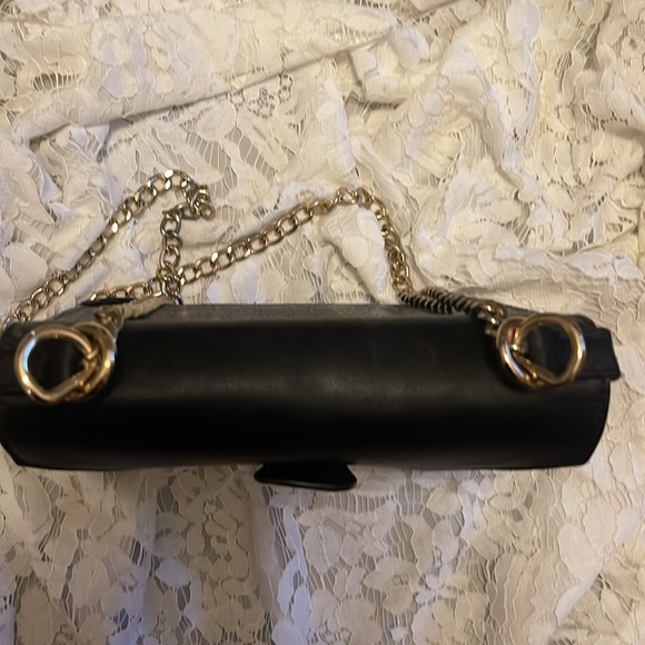 LD Tuttle Crossbody Purse - Picture 4 of 4